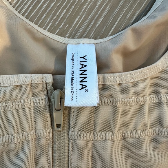 Yianna Womens Size Med Beige Tummy Tuck Compression Garment Shapewear - Picture 2 of 5